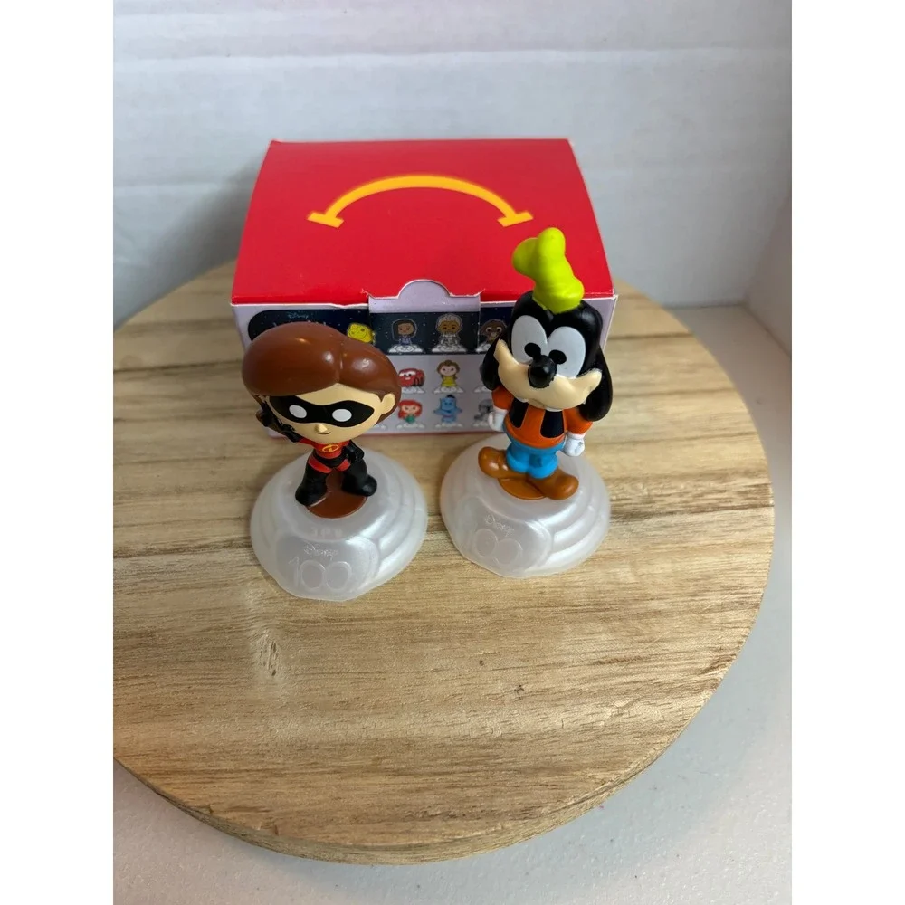 McDonalds Disney 100 Years Happy Meal Toys Goofy & Elastigirl Figures Box #15